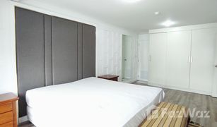 曼谷 Khlong Toei Nuea Ruamjai Heights 3 卧室 公寓 售 