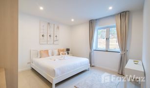 华欣 网络 Falcon Hill Luxury Pool Villas 3 卧室 住宅 售 