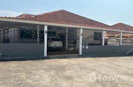 3 bedroom House for sale at Chokchai Garden Home 2 in Chon Buri, Thailand