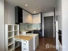 1 chambre Condominium à louer à , Huai Khwang