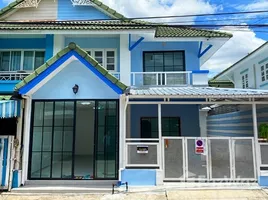 4 Bedroom Townhouse for sale at Baan Pruksa 12 Rangsit-Khlong 3, Khlong Sam, Khlong Luang