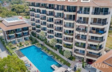Sunrise Beach Resort And Residence Condominium 2 in Na Chom Thian, Pattaya