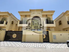 6 غرفة نوم فيلا للبيع في Ajman Global City, عجمان
