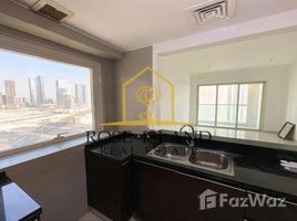 1 спален Квартира на продажу в Burooj Views, Blue Towers, Al Dhafrah