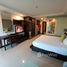 Студия Кондо в аренду в Nice Residence, Khlong Tan Nuea