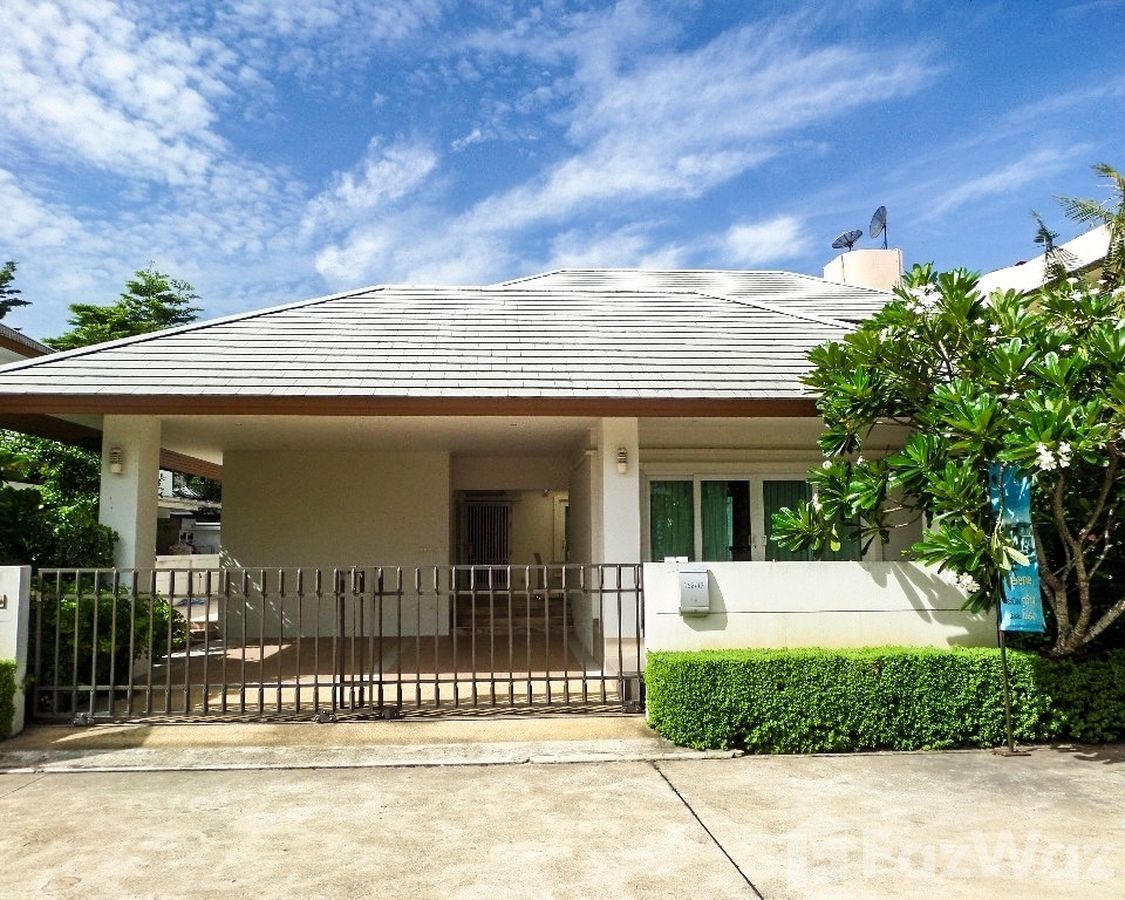 4 спален Дом в аренду в Sea Breeze Villa Pattaya за 157,000 ₽ в месяц |  U164918