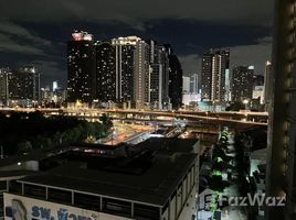 2 спален Кондо в аренду в Life Asoke, Bang Kapi, Хуаи Кхщанг