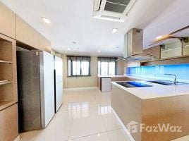 2 Schlafzimmer Wohnung zu verkaufen im Top View Tower, Khlong Tan Nuea