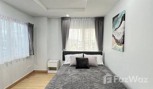 曼谷 Sam Sen Nok Happy Condo Ratchada 18 2 卧室 公寓 售 