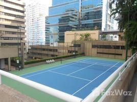 1 спален Кондо в аренду в Asoke Towers, Khlong Toei Nuea