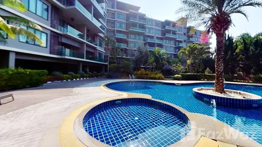 图片 1 of the 游泳池 at The Resort Condominium 