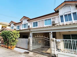 3 chambre Maison de ville à vendre à Pruksa Ville 16 Rangsit-Ongkarak., Pracha Thipat, Thanyaburi