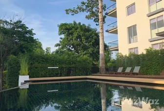 Photos 2 of the สระว่ายน้ำ at The Bleu Condo
