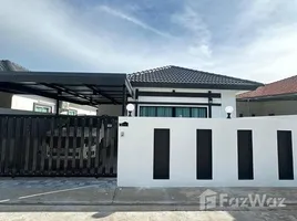 3 Habitación Casa en venta en Rattanakorn Village 18, Na Kluea, Pattaya