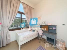 3 спален Квартира на продажу в Warda Apartments 2A, Warda Apartments, Town Square