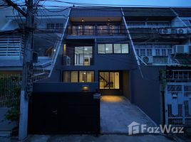 在FazWaz.cn出租的3 卧室 别墅, Khlong Tan Nuea, 瓦他那, 曼谷, 泰国
