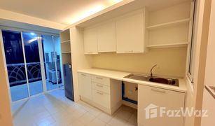 1 Bedroom Condo for sale in Phlapphla, Bangkok Le Champs Premium Condominium