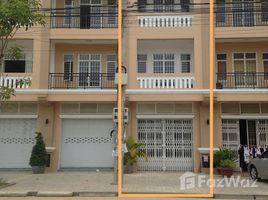 5 Bedroom Villa for sale in Tuek Thla, Saensokh, Tuek Thla
