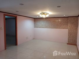 2 Bedroom Condo for sale at D.D. Tower, Din Daeng