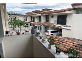 3 Habitación Villa en venta en Santa Ana, San José, Santa Ana