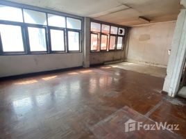 Studio Townhouse for rent in Bangkok, Khlong Ton Sai, Khlong San, Bangkok