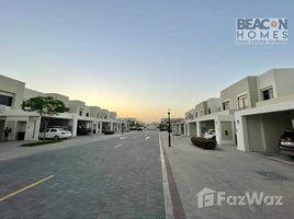 3 спален Таунхаус на продажу в Noor Townhouses, Town Square