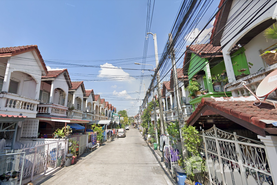 Narongsukniwet Real Estate Project in Sai Ma, Nonthaburi