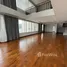 4 chambre Condominium à louer à , Khlong Tan