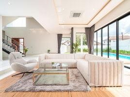 4 Habitación Villa en venta en Baan Manthana Chalong, Chalong