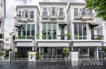 Maison Blanche in พระโขนงเหนือ, Бангкок