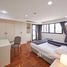 2 Bedroom Condo for rent at United Tower, Khlong Tan Nuea, Watthana, Bangkok