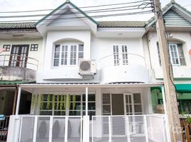 3 Habitación Adosado en venta en Sucha Village, Lahan, Bang Bua Thong