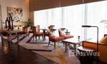 Bibliothek / Lesesaal at The Ritz-Carlton Residences At MahaNakhon