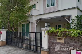 Maison de 4 chambres à vendre à Wararom Charoenmuang, Chiang Mai, Thaïlande