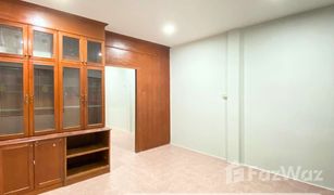 3 Bedrooms Townhouse for sale in Nakhon Pathom, Nakhon Pathom 