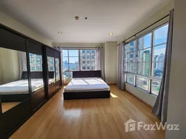 3 Bedroom Penthouse for rent at Citi Smart Condominium, Khlong Toei