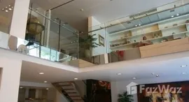 Verfügbare Objekte im Ficus Lane