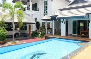 Baan Samran in หนองปลาไหล, Pattaya