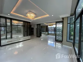 4 Bedroom House for sale at The Grand Bangna-Wongwaen, Dokmai