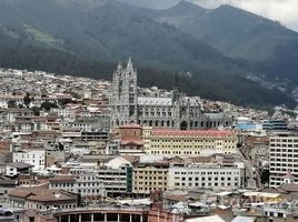 101: Brand-new Condo with One of the Best Views of Quito's Historic Center で売却中 2 ベッドルーム アパート, Quito, キト