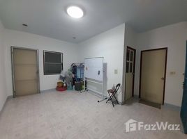 2 спален Таунхаус на продажу в Baan Patra Rom 2, Lat Lum Kaeo, Lat Lum Kaeo