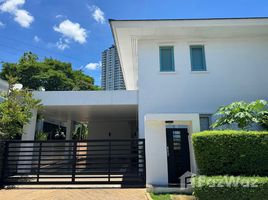 ขายบ้านเดี่ยว 5 ห้องนอน ในโครงการ โนเบิล ทารา พัฒนาการ, สวนหลวง, สวนหลวง, กรุงเทพมหานคร, ไทย