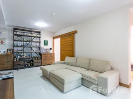 2 chambre Condominium à vendre à Supalai Park Ekkamai-Thonglor., Bang Kapi