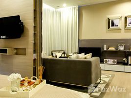 1 спален Кондо в аренду в The Room Sukhumvit 21, Khlong Toei Nuea