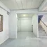 3 Habitación Adosado en alquiler en Baan Fahsai 1, Rop Wiang