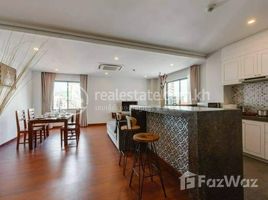 3 Bedroom available now for rent in BKK1 area で賃貸用の 3 ベッドルーム アパート, Tonle Basak