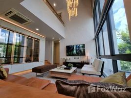 4 Bedroom Villa for sale at Parc Priva , Huai Khwang, Huai Khwang, Bangkok