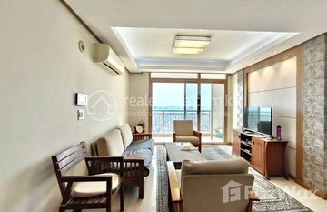 Condo For Sale in BKK 1 | Furnished | Commercial Hub in Boeng Keng Kang Ti Muoy, プノンペン