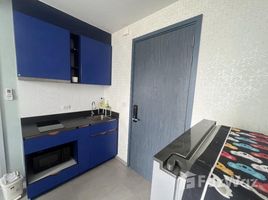 1 Habitación Apartamento en alquiler en XT Ekkamai, Khlong Tan Nuea