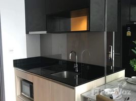 1 спален Квартира в аренду в Edge Sukhumvit 23, Khlong Toei Nuea